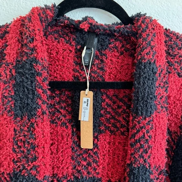 SKIMS Brick Buffalo Check Cozy Knit Robe – Red/Black (S/M) NWOT